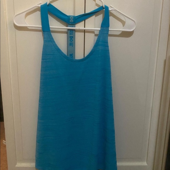 Nike Top - Picture 2 of 3